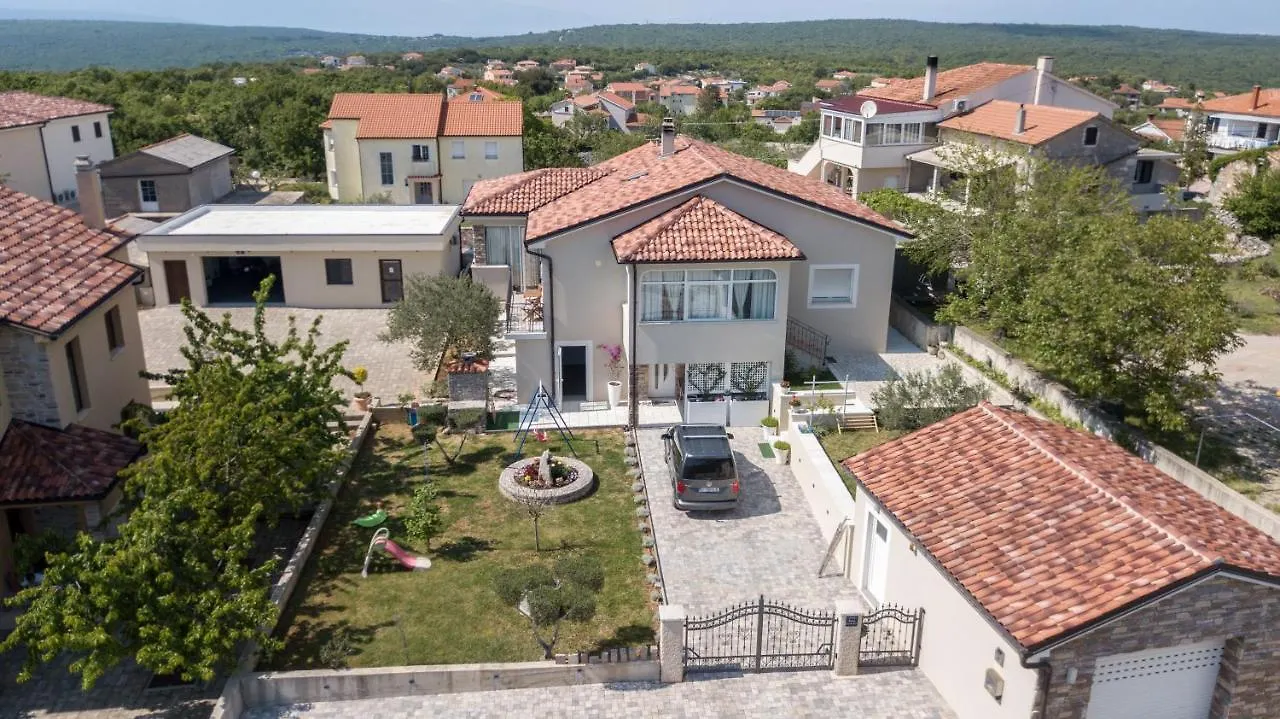 Vrh  New&Modern Apartment Dora
